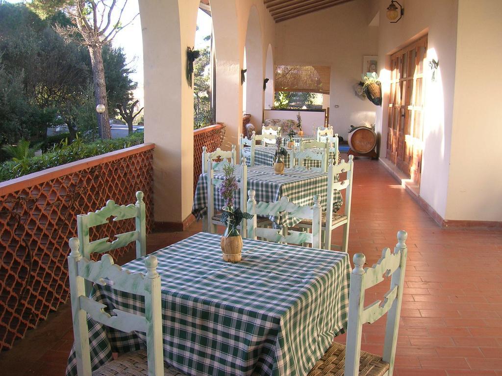 Hotel Il Poggetto Castellina Marittima Exteriér fotografie